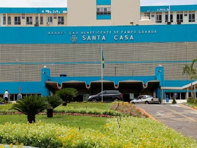Jovem é baleada por dupla em moto no Parque do Lageado