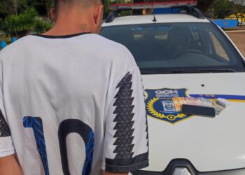 GCM da base Centro prende homem em flagrante por tráfico de drogas 