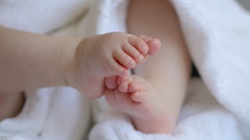 Bebê de um ano e 5 meses m*rre e mãe acusa suposta negligência em hospital