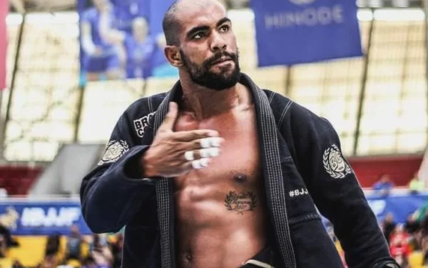 Quem é o tricampeão mundial de Jiu-jítsu preso por est*pros e roubos em MS