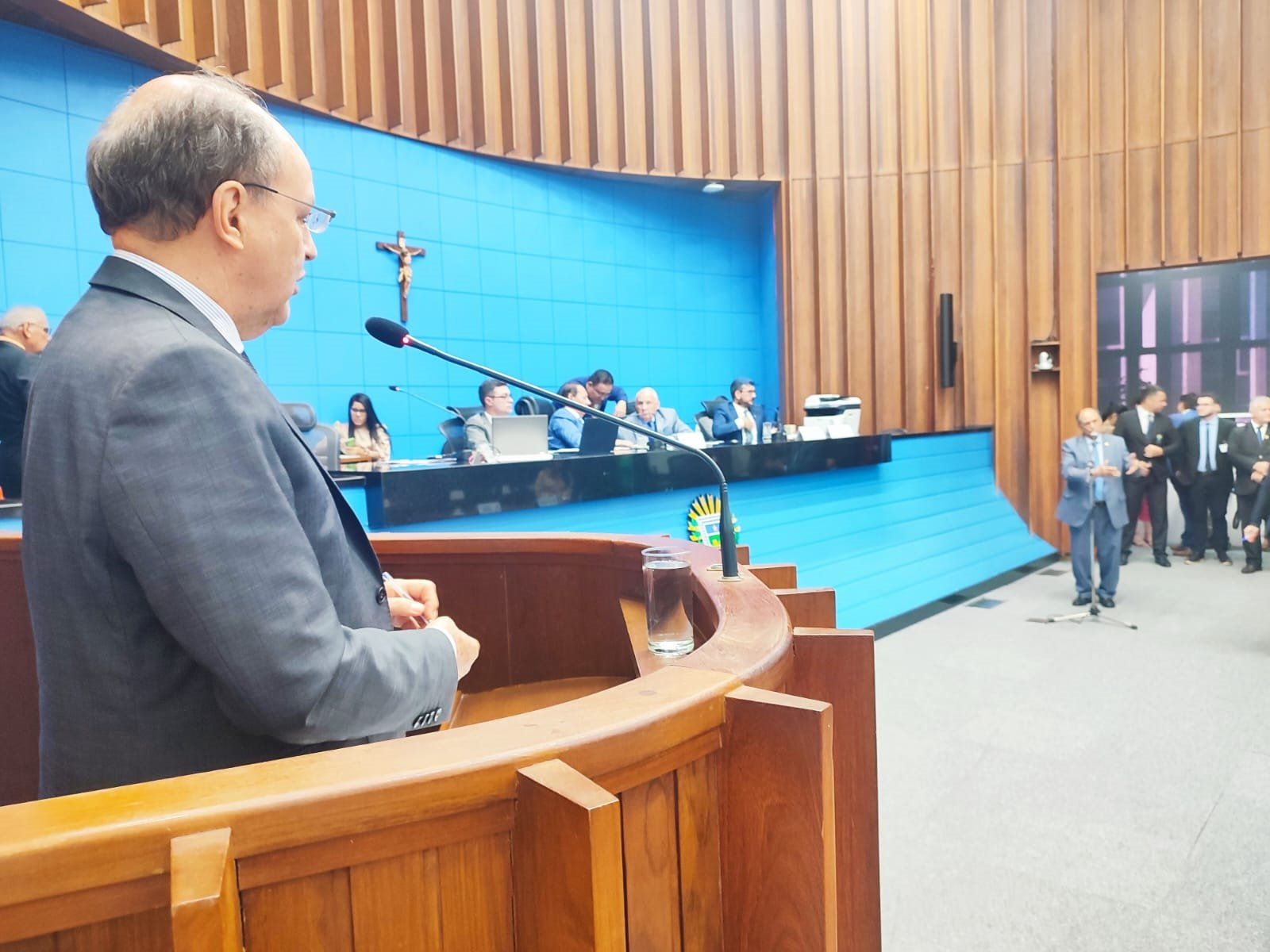 Mochi apresenta PEC para alteração na Constituição e  destacar papel da Fundect em MS