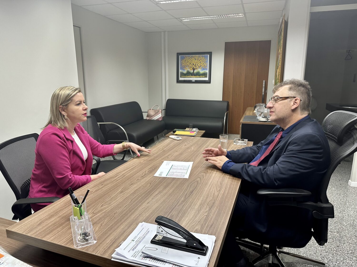 Emenda paga: em parceria com a vereadora Janete, Neno Razuk destina R$ 100 mil para saúde de Amambai