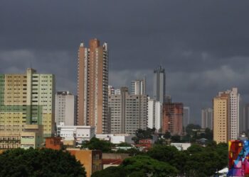 Quarta tem probabilidade de chuvas em MS, mas ainda faz calor Quarta tem probabilidade de chuvas em MS, mas ainda faz calor