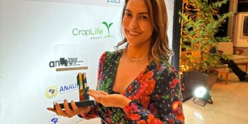 Em prêmio nacional, Soraya Thronicke é destaque em três categorias  e apontada melhor senadora do Centro-Oeste