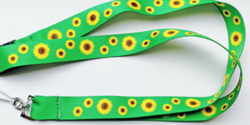 Colar de Girassol agora é lei: Prefeita sanciona lei para pessoas com deficiências ocultas