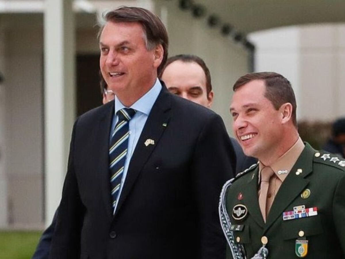 Cid assume que Bolsonaro arrasta seus aliados “para lama”