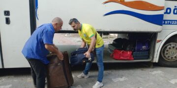 Brasileiros que tentam deixar Gaza chegam  ao sul do território e têm janela de 6 horas para cruzar fronteira