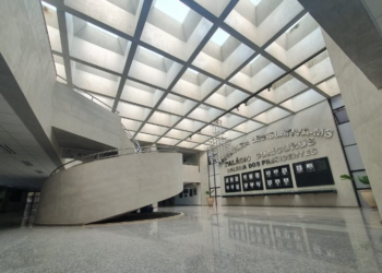 Assembleia decreta ponto facultativo no dia 13 de outubro