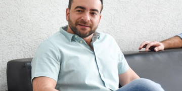 João Cesar destaca aumento salarial de professores: “Maior do Brasil”