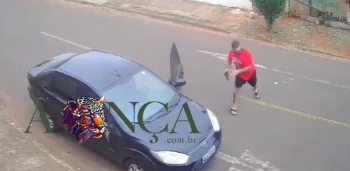 Homem treta com vizinho policial por causa de manga, é baleado e preso suspeito de agiotagem; veja vídeo