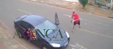 Homem treta com vizinho policial por causa de manga, é baleado e preso suspeito de agiotagem; veja vídeo