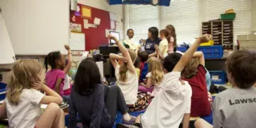 10 profissões que pagam os piores salários para quem tem diploma