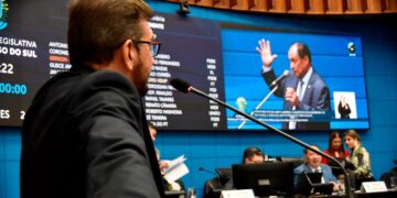 Pedro Kemp cobra planejamento para prevenir incêndios no Pantanal