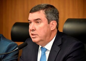 Riedel e ministros de Lula assinam convênios para redução da probreza no MS e sanção da Lei do Pantanal