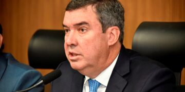 Riedel e ministros de Lula assinam convênios para redução da probreza no MS e sanção da Lei do Pantanal