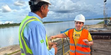 Prefeita Adriane e comitiva acompanham visita a obras da Ponte Bioceância no Paraguai