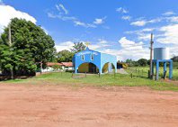 Padre entrega chaves de comunidade para vereador, causa confusão entre fiéis em MS e rola até “tapas santos”