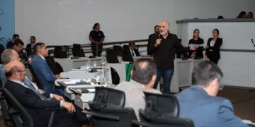 Superintendente do Ministério da Saúde defende aumento de profissionais na atenção primária