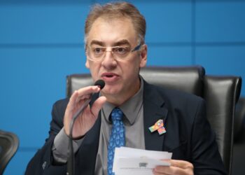 Projeto de Neno Razuk institui campanha para conscientizar sobre transtorno que pode afetar sentidos e estimular diagnóstico