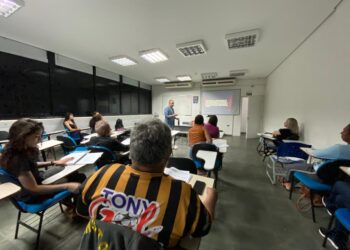 Cursos de Auxiliar Contábil, Manicure e Pedicure e Marketing Digital estão com vagas abertas