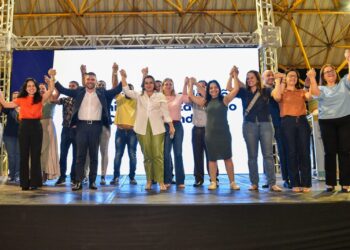 Ar-condicionado, energia solar, 166 salas e 6,6 mil vagas são metas do maior pacote da Educação da Capital