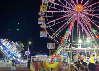 Roda Gigante com 16 metros de altura chega para o Dourados Brilha 2023