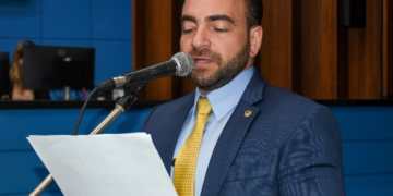 João César Mattogrosso solicita reforma geral para escolas de Corumbá