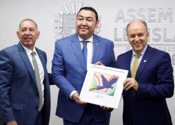Deputados parabenizam Cazaquistão pela abertura de Consulado no Estado