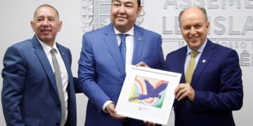 Deputados parabenizam Cazaquistão pela abertura de Consulado no Estado