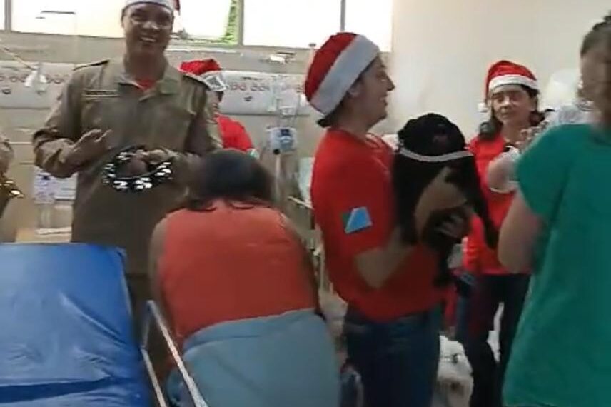Vídeo: com banda e catiorineos, bombeiros levam alegria e emoção ao PAM pediátrico do HRMS 