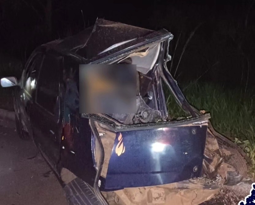 Grave acidente na BR-262 mata casal e criança de 8 anos 