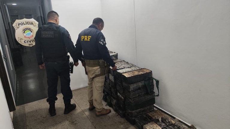 PRF e PM apreendem 649 Kg de cocaína em Dois Irmãos do Buriti