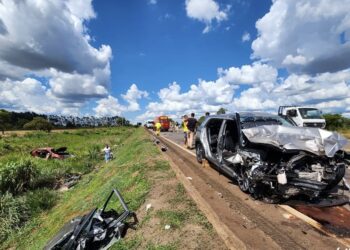 Vídeo: seis pessoas ficam feridas em grave acidente na BR-163 próximo a CG 