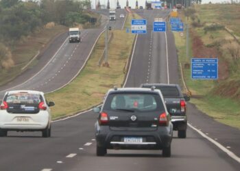 Em época de festas, cuidados são indispensáveis para colocar o pé na estrada com segurança
