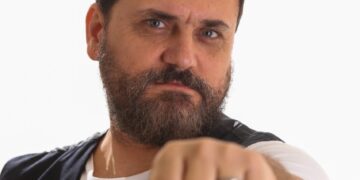 Palco Sesc tem músicas autorais e rock nacional com Hugo Carneiro