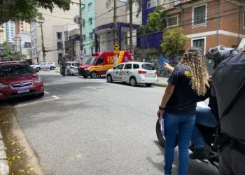 Homem que fazia esposa refém é m*rto por sniper 