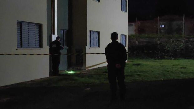 Mãe de bebê que caiu de prédio no Aero Rancho tem liberdade concedida pela Justiça