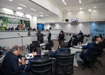 Vereadores aprovam dez projetos na sessão desta terça-feira