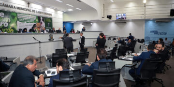 Vereadores aprovam dez projetos na sessão desta terça-feira