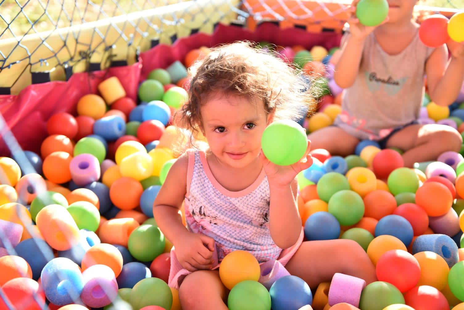 Fim de semana tem Natal nos Bairros em Anhanduí e no Jardim Carioca