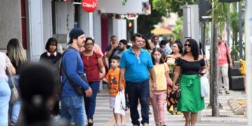 Fim de ano deve movimentar R$ 824 milhões no comércio de MS, com consumidor mais cauteloso