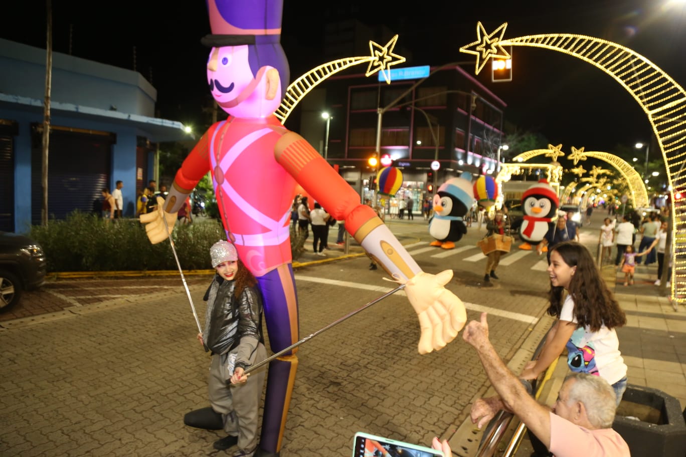 Confira como vai funcionar a Cidade do Natal e as paradas natalinas nos dias 24 e 25 de dezembro