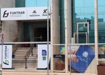 Prestes a ser inaugurada na Capital, rede de fast-food abre processo seletivo na Funtrab nesta segunda