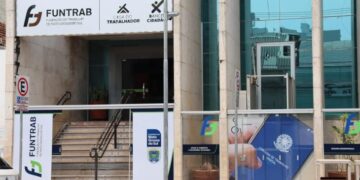 Prestes a ser inaugurada na Capital, rede de fast-food abre processo seletivo na Funtrab nesta segunda