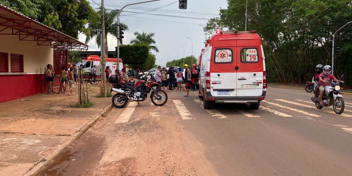 Carro atinge moto e bebê de 7 meses m*rre na Capital