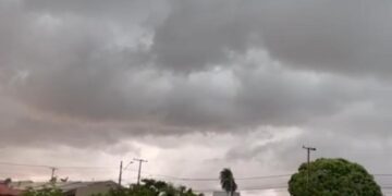 Semana começa com previsão de chuva e tempestade