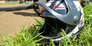 Em Coxim homem não aceita o fim e desce capacetada na ex