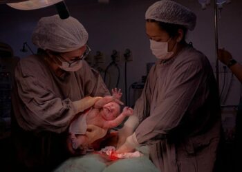 É Samuel: 1º bebê de 2024 nasce na Santa Casa de CG com 4kg