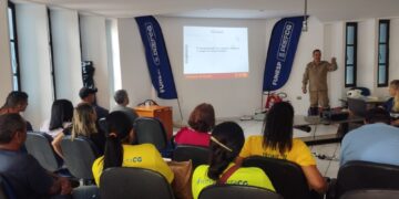 Prefeitura capacita equipes de manutenção e limpeza em curso de brigadista
