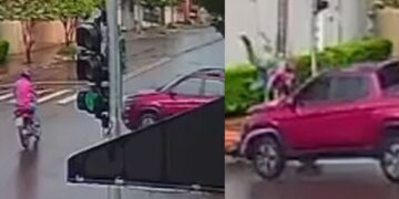 Vídeo: motociclista m*rre após ser atingido por motorista que “furou” sinal